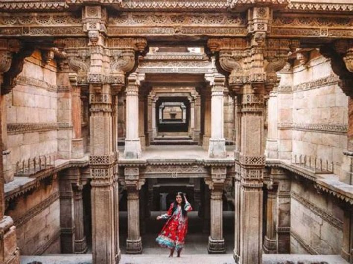 Adalaj Stepwell Ahmedabad Date, Timings, Tickets Price, Story, Photos, Location And Venue - SarkariResult