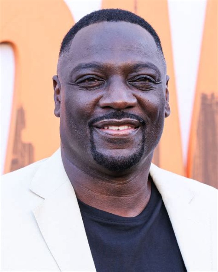 Adewale Akinnuoye-Agbaje Net Worth in 2017: Know His Income Sources!