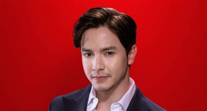 Alden Richards Height, Weight, Body Measurements, Shoe Size