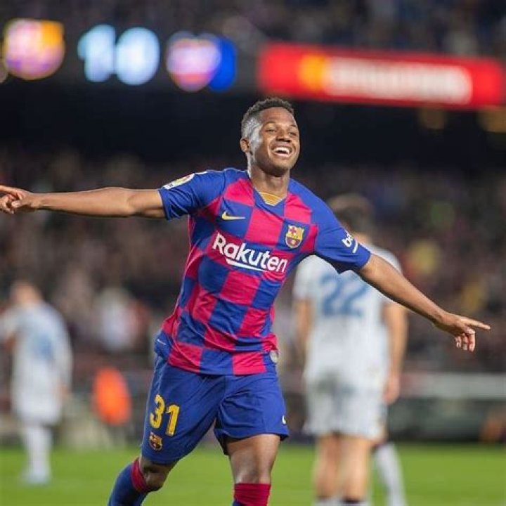 Ansu Fati Net Worth : Details About Height, Injury, Stats, Age, Age, News - SarkariResult