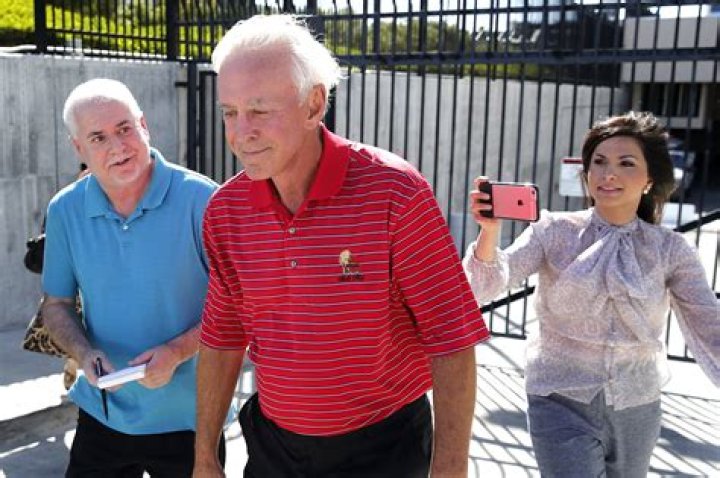 Billy Walters Net Worth : Career, Family, Age, Income, Wiki, Bio, All You Need to Know - SarkariResult