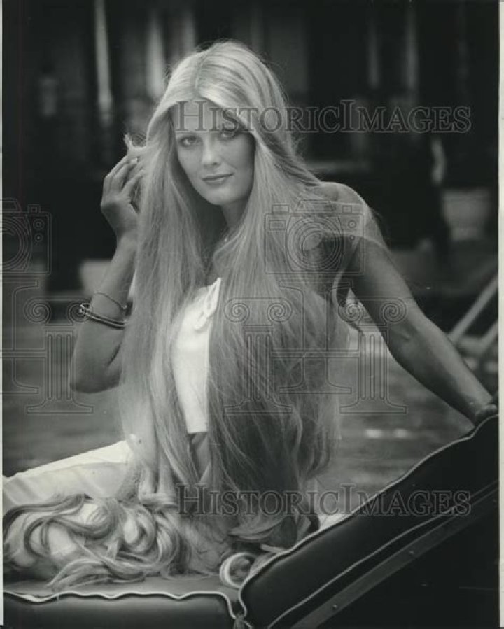 Debra Jo Fondren Married, Husband, Net Worth, Career, Facts, Wiki-Bio