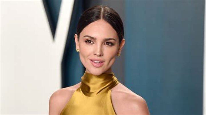 Eiza Gonzalez Net Worth: Details About Movie, Income, Age, Home, Career - SarkariResult