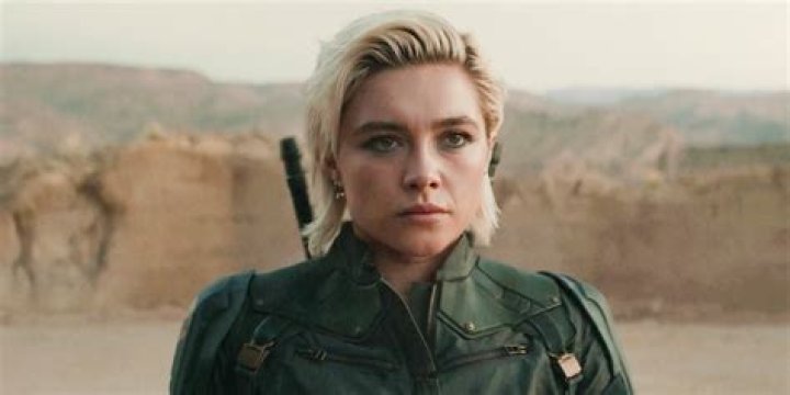 Florence Pugh Height, What Is The Height Of Florence Pugh? - SarkariResult