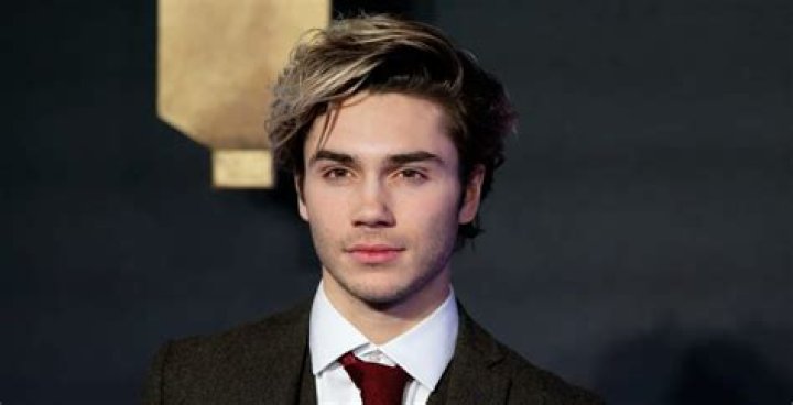 George Shelley Height, Weight, Body Measurements, Shoe Size