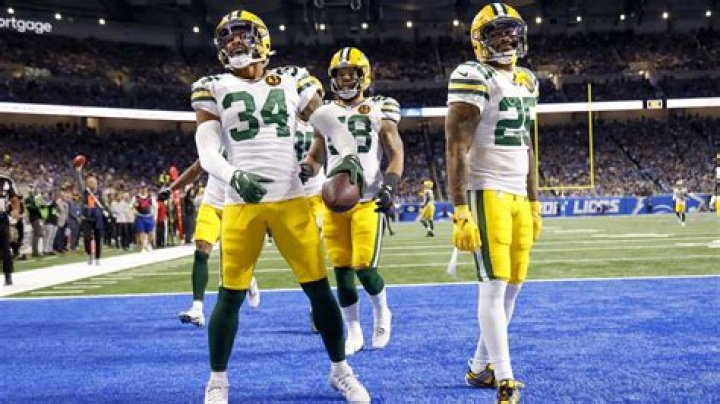 Green Bay Packers Safety Jonathan Owens Scores Defensive Touchdown Against Detroit Lions, Simone Biles Reacts - SarkariResult