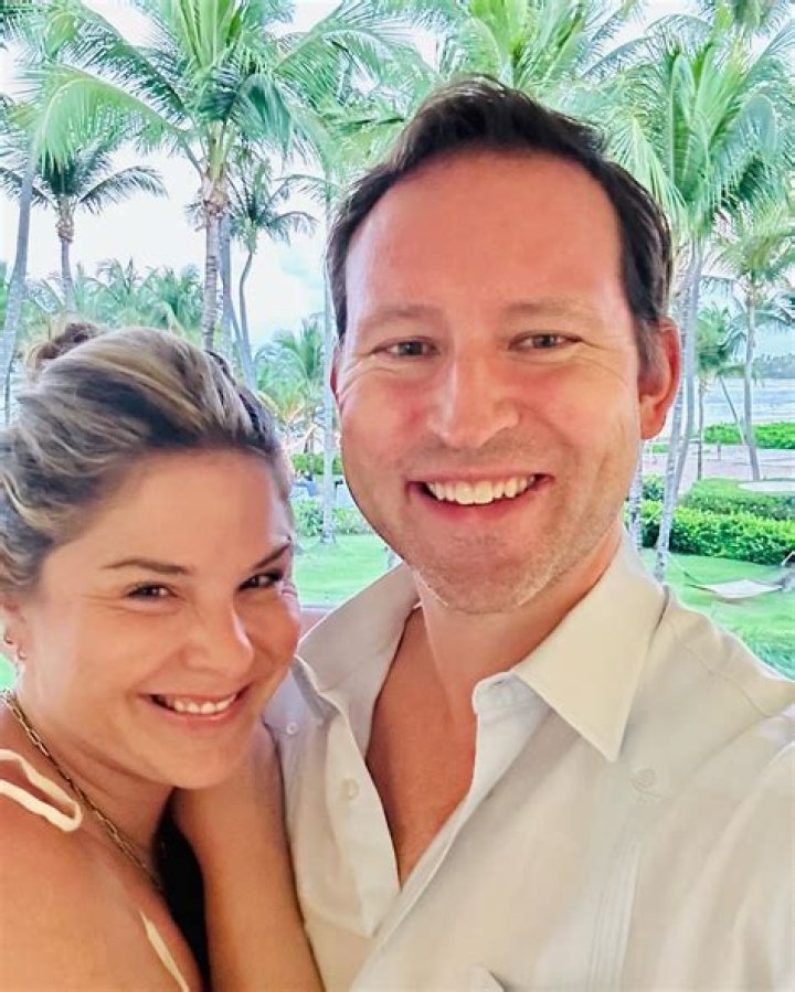 Is Jenna Bush Hager Divorced? Jenna Bush Hager Relationship Status, Where is Jenna Bush? - SarkariResult