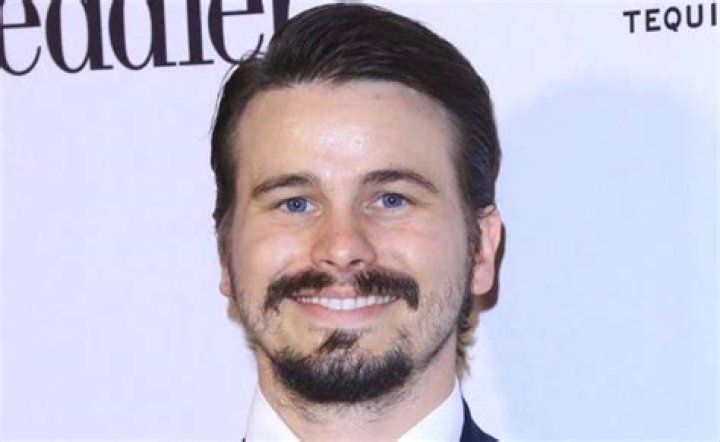 Jason Ritter Height, Weight, Body Measurements, Shoe Size