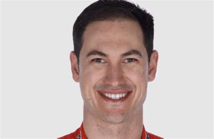 Joey Logano Height, Weight, Body Measurements, Shoe Size