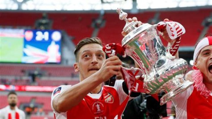 Mesut Ozil Net Worth: Details About Stats, Age, Games, Retirement, Club - SarkariResult