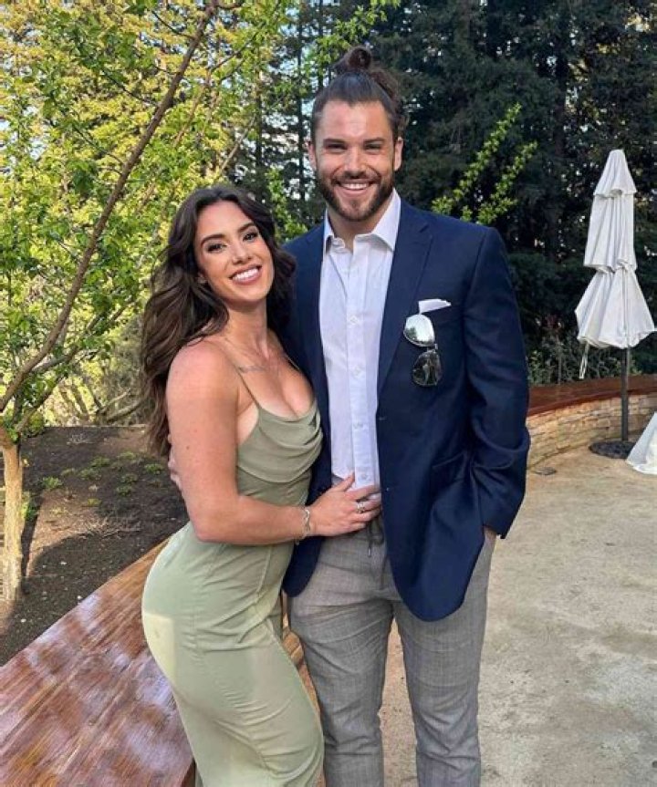 Nick Bawden's Wife : Alexis Bawden Age Wiki Instagram Pics - SarkariResult