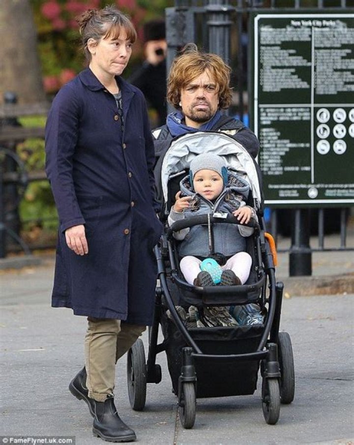 Peter Dinklage Married, Wife, Kids, Daughter, New Baby, Wife Pregnant, Girlfriend, Dating, Family