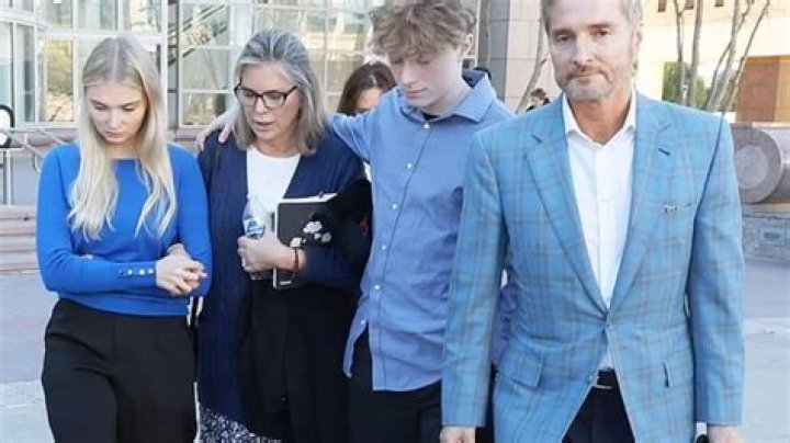 Rebecca Grossman Kids With Her Husband: Meet Her Son And Daughter - SarkariResult