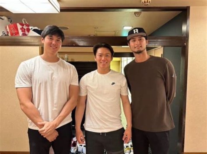 Shohei Ohtani Height, Weight, Body Measurements, Shoe Size