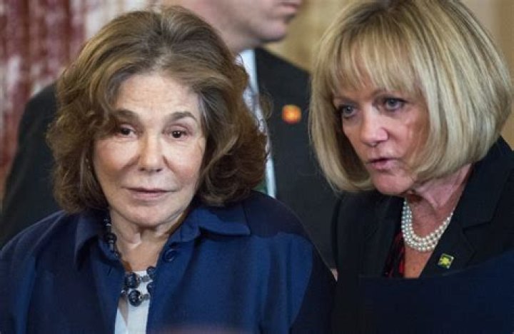 Teresa Heinz Kerry Net Worth: Details About Career, Business, Income - SarkariResult