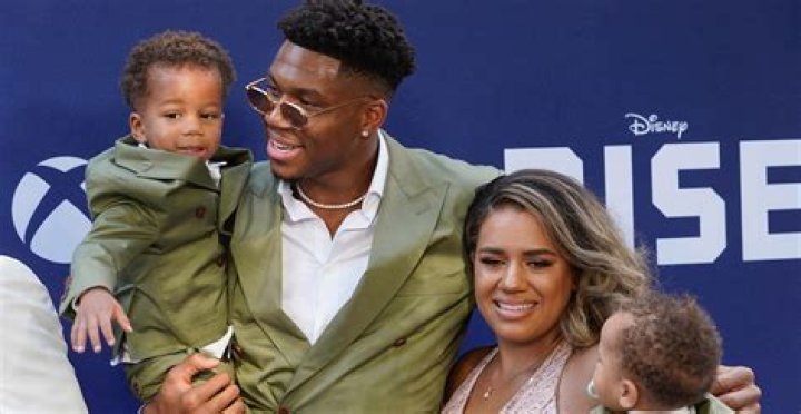 The Deed star Sidney Torres is enjoying life with Girlfriend and Children; How much is his net worth?