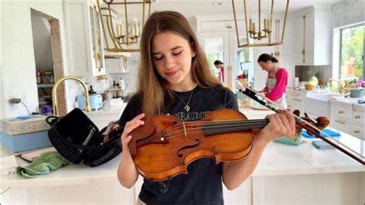 What is Karolina Protsenko’s Age? Know Everything About Ukrainian Violinist