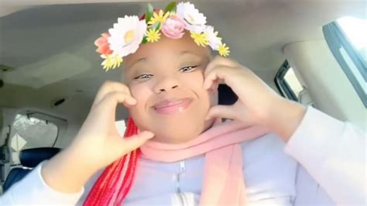 Who is Lovely Peaches? Here’s Everything About Famous Singer